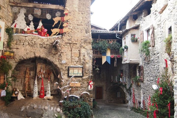 MERCATI DI NATALE AD ARCO SUL LAGO DI GARDA